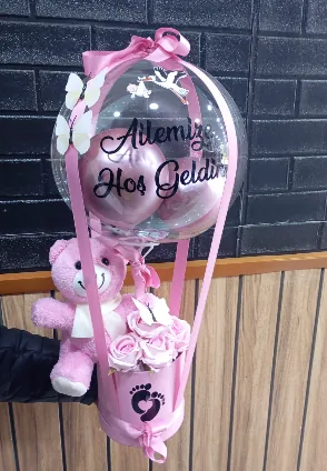 Ailemize Hoş Geldin — Pembe Bebek Aranjmanı
